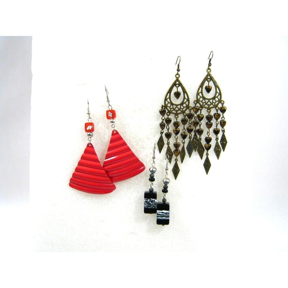 Set of Handcrafted Dangle Art Glass Red Waffle Drops  Long Chandelier Earrings